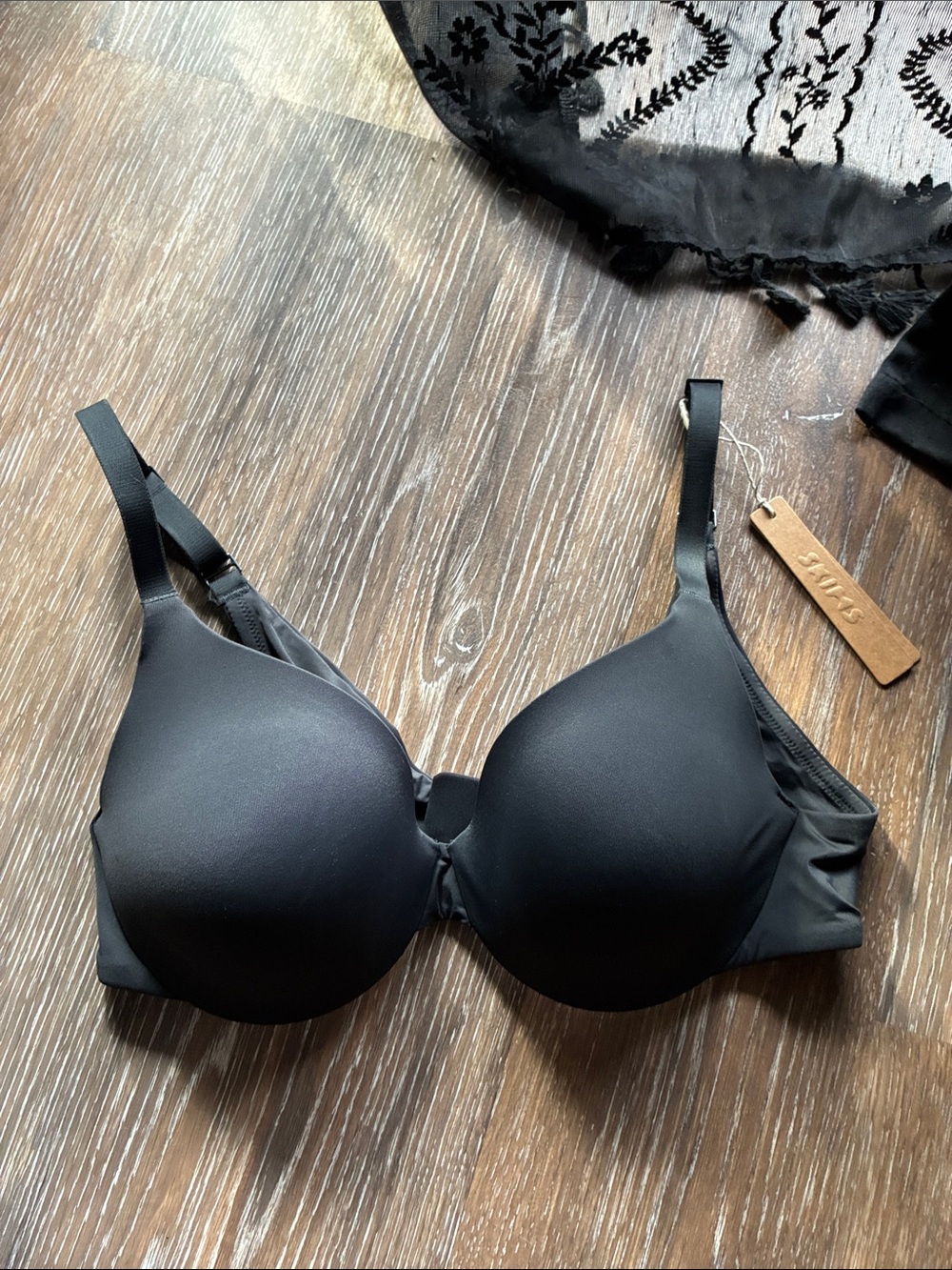 SKIMS Black Smooth T-Shirt Bra